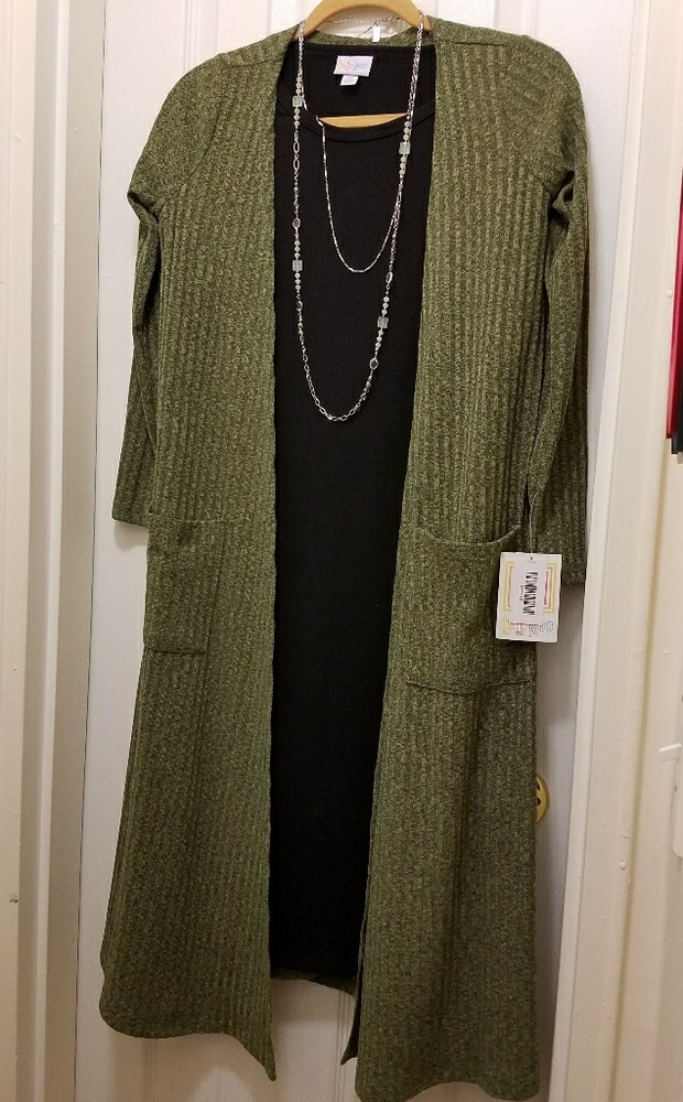 Lularoe XS Green Sarah